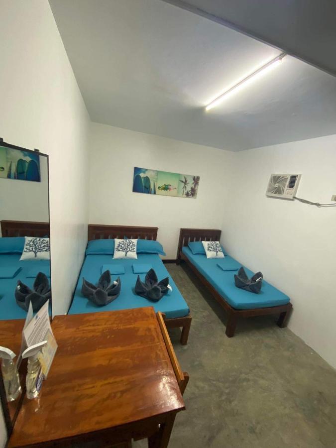 Tres Islas Hostel General Luna  Eksteriør billede
